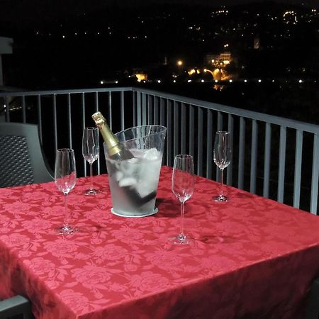 Apartamento Amarante - Vista Sao Goncalo 객실 사진
